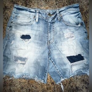 Maurices denim shorts size 8, very stretchy and comfortable